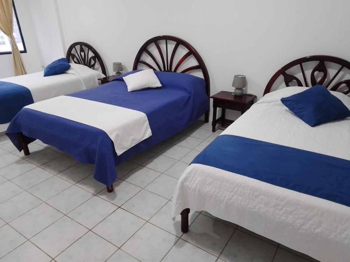 Hotel Isla Del Descanso Пуерто Виламил Екстериор снимка