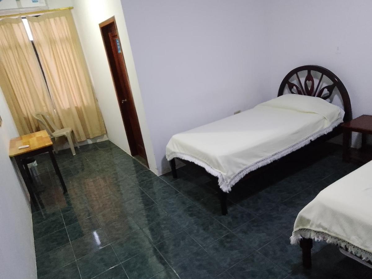 Hotel Isla Del Descanso Пуерто Виламил Екстериор снимка