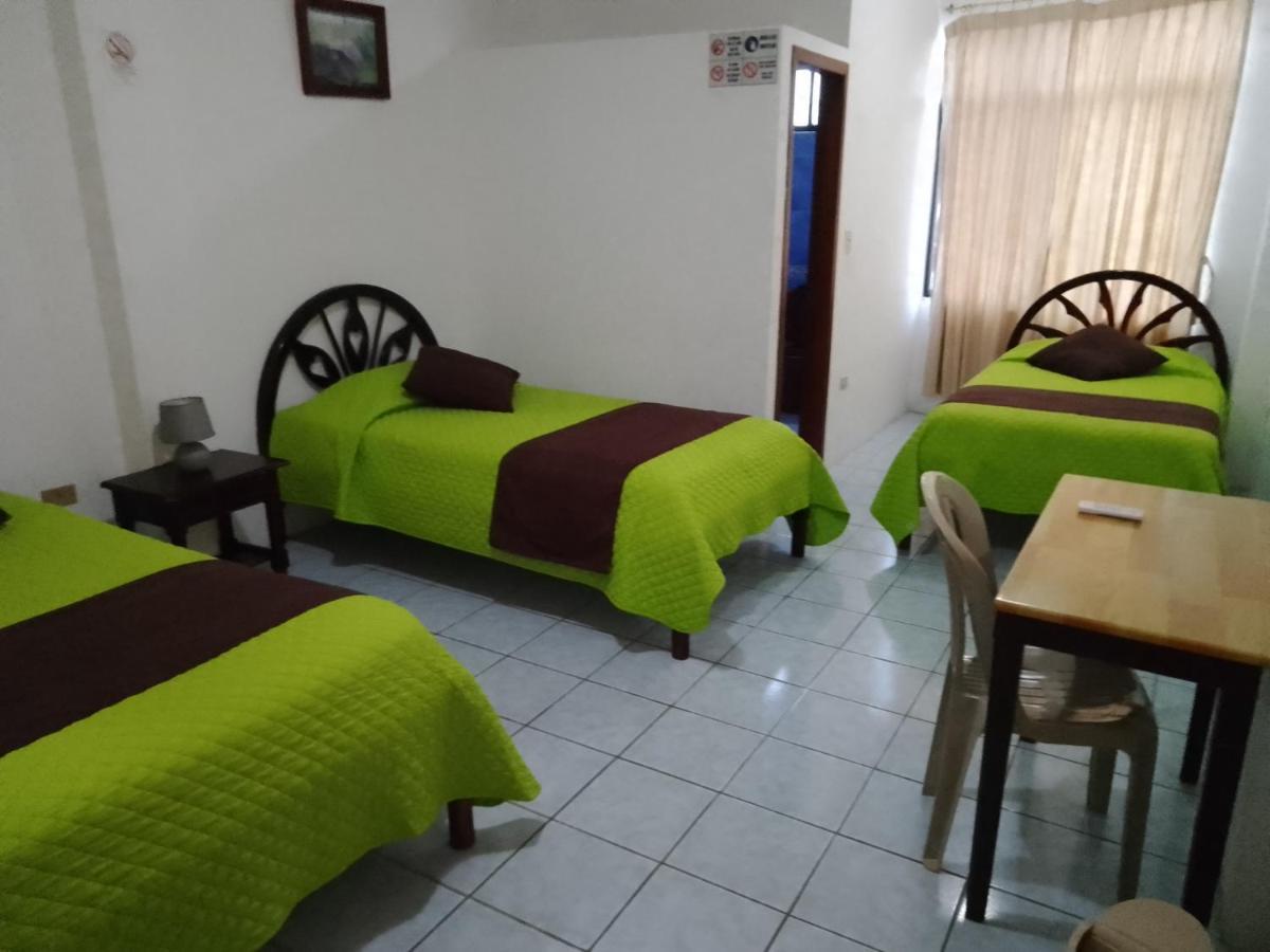 Hotel Isla Del Descanso Пуерто Виламил Екстериор снимка
